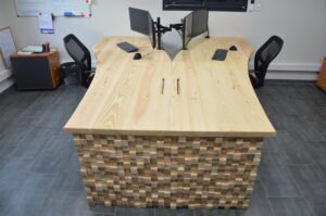 Bureaux en pin des landes